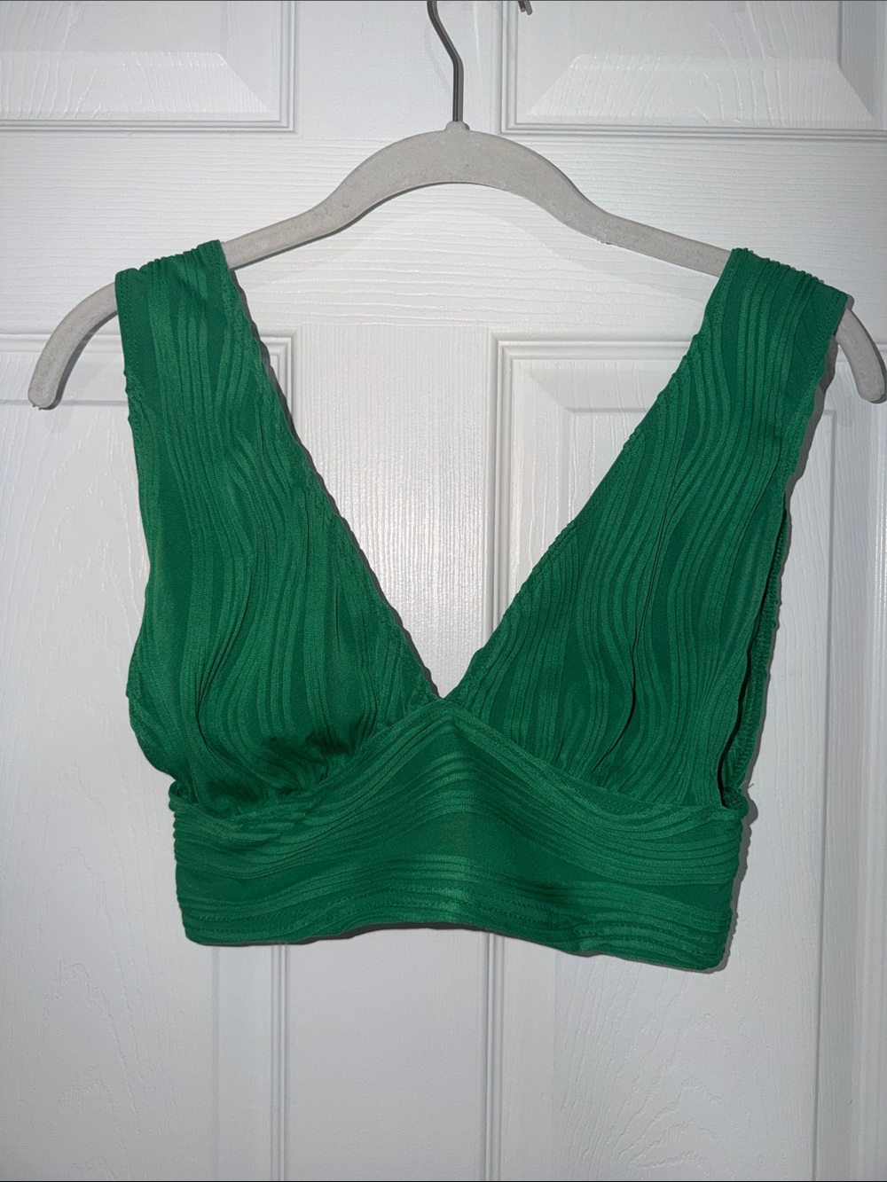 SHEIN Emerald Green V-Neck Textured Crop Top